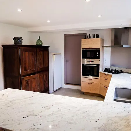 Oihenartezaharrea, Bulle De Serenite *