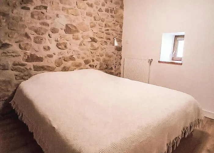 Oihenartezaharrea, Bulle De Serenite