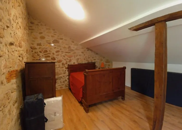 Oihenartezaharrea, Bulle De Serenite